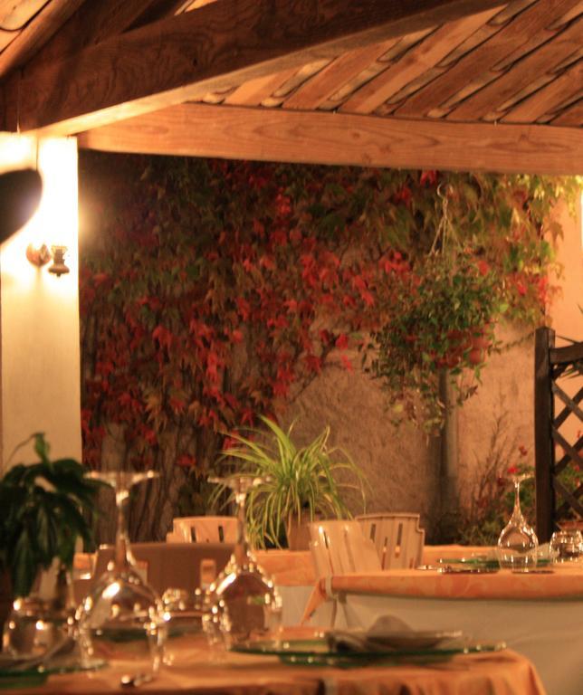 Logis Hotel Restaurant Les Norias Cazilhac  Kültér fotó