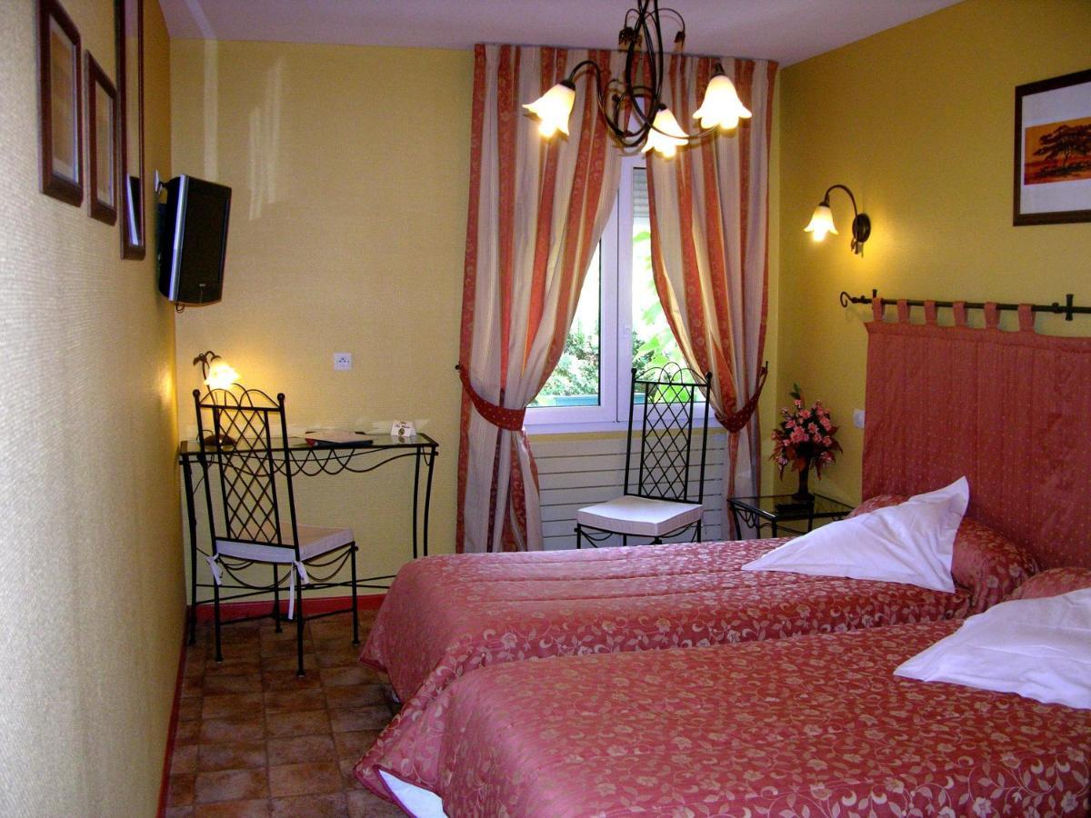 Logis Hotel Restaurant Les Norias Cazilhac  Szoba fotó